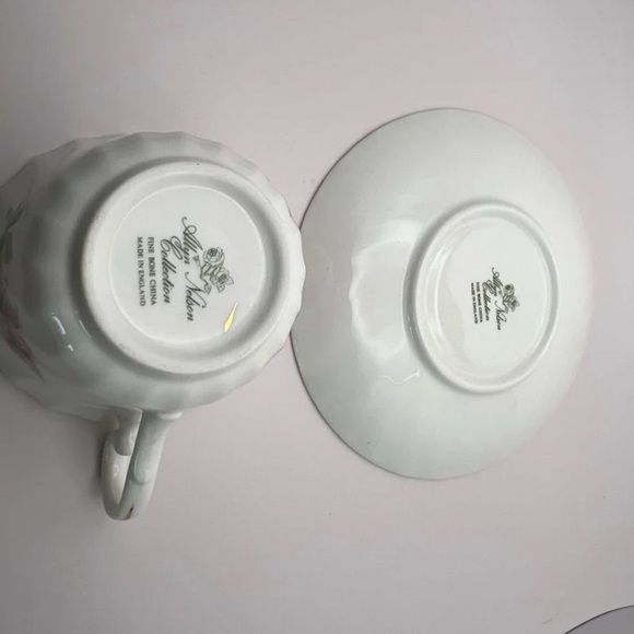 1950s Allyn Nelson Summertime Rose Fine Bone China Teacup & Saucer England - Picture 9 of 9